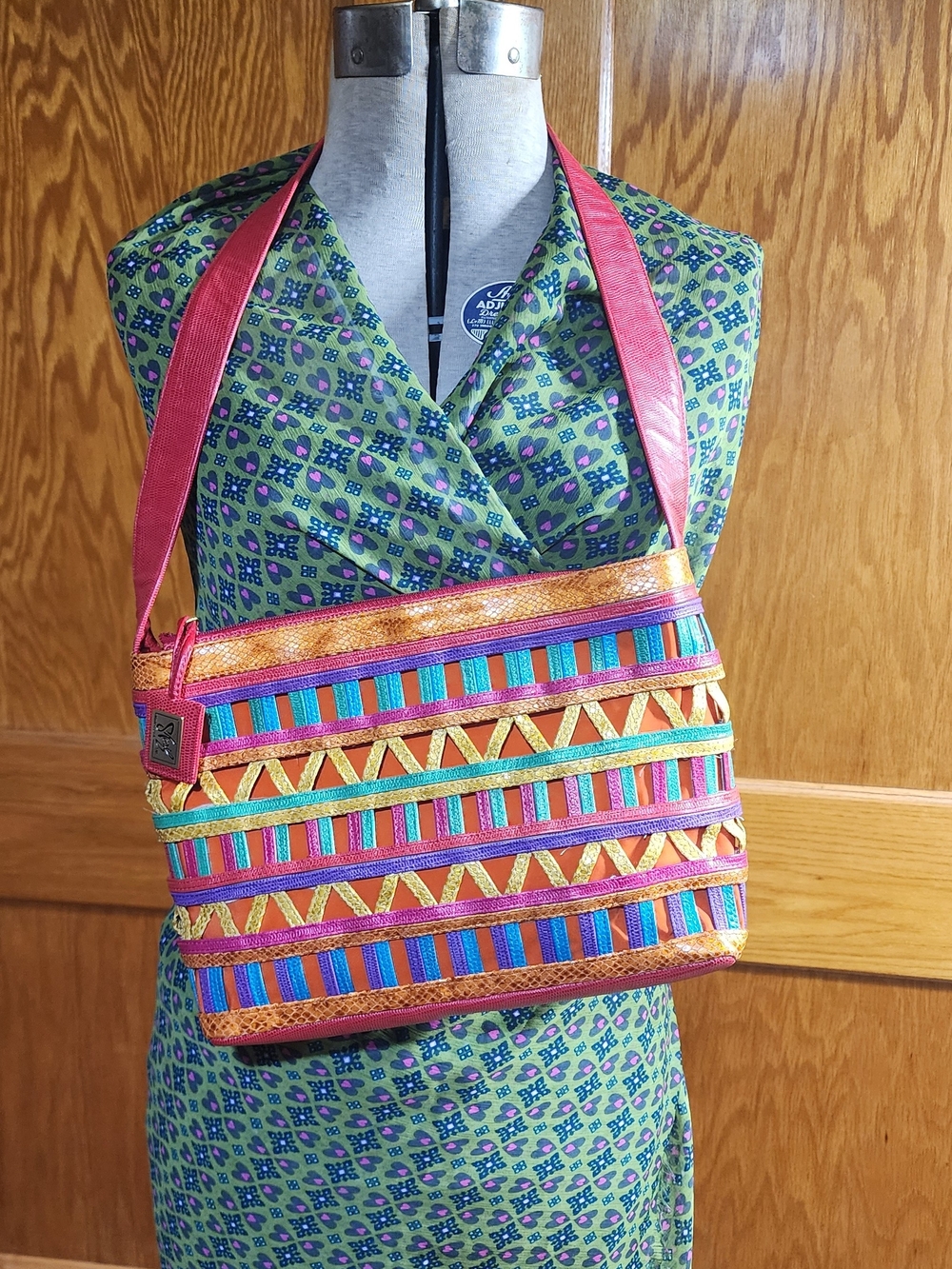 Sharif Rainbow Cut-out  Shoulder Bag